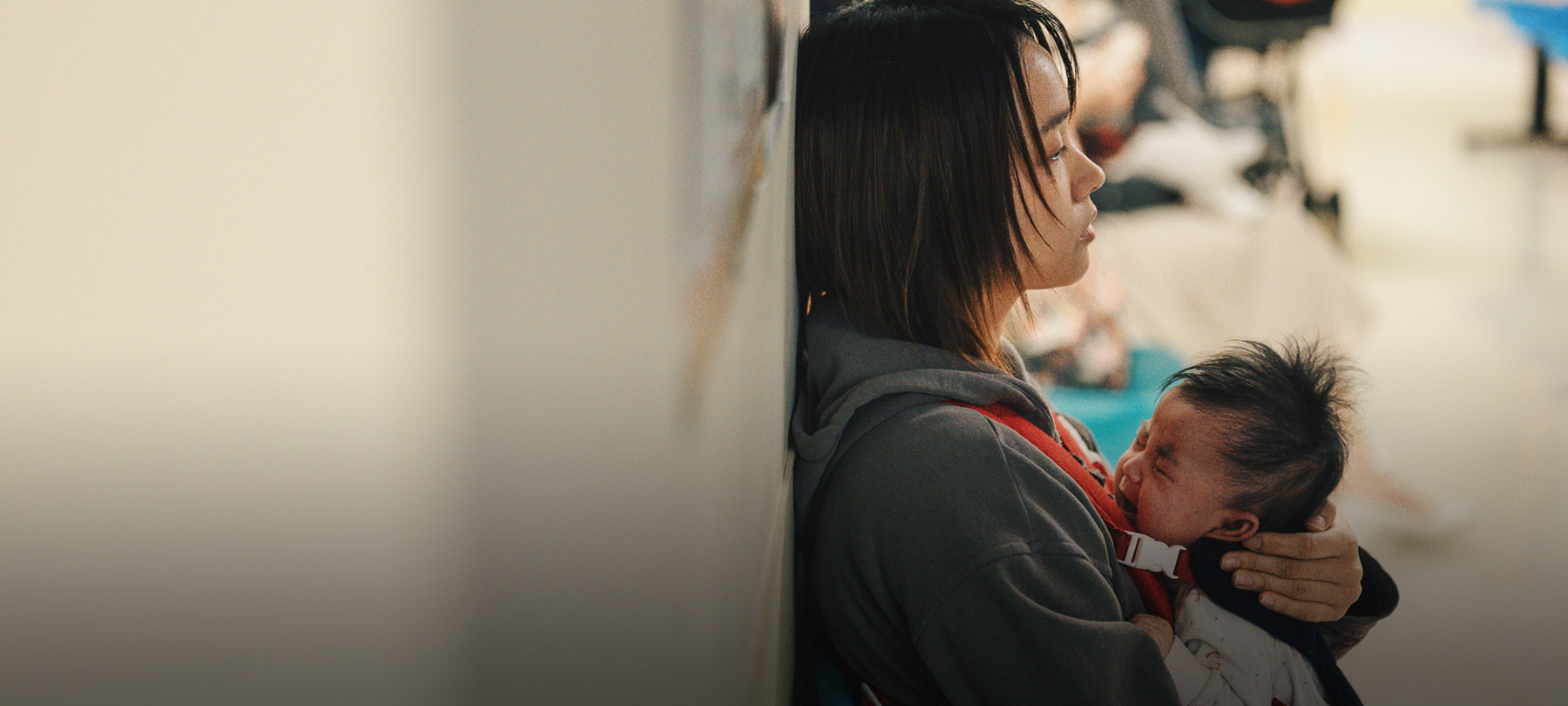 Hong-Kong-MONTAGES-OF-A-MODERN-MOTHERHOOD-(1)_e25